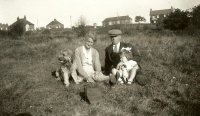 066 Lewis, Daisy and Kathleen Leach